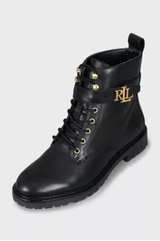 Leather boots with brand logo