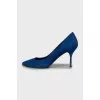 Blue suede pointed toe shoes