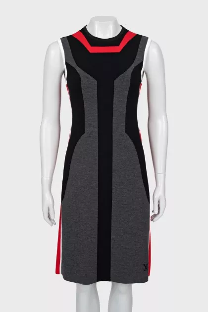 Bodycon dress with tag