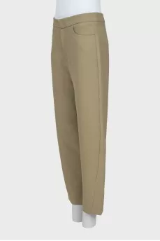Pants in a scar of a narrowed cut