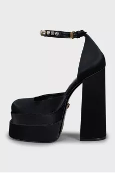 Shoes Medusa Aevitas