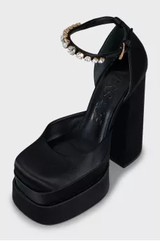 Shoes Medusa Aevitas