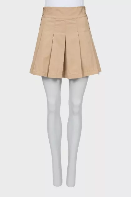 Pleated skirt with tag