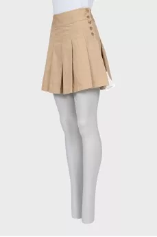 Pleated skirt with tag