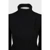 Fitted coat with buttons