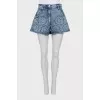 Denim shorts with a fitted cut