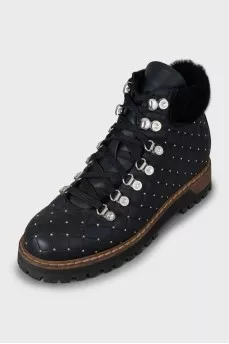 Insulated leather boots with rhinestones