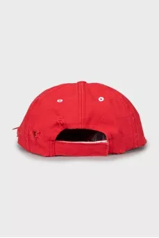 Cap with embroidered logo with tag