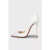 High heel pumps