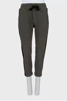 Sports trousers with velour stripes