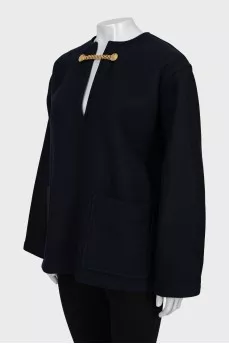 Wool cape with gold chain