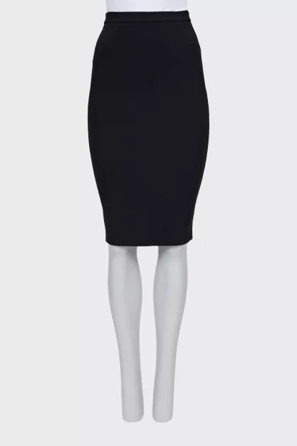 Pencil skirt with raised seams