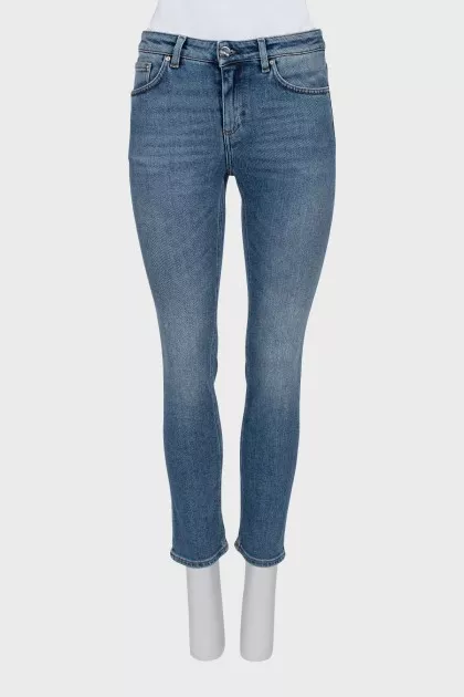 Skinny jeans with patch pockets