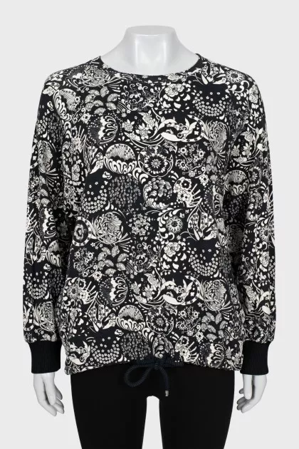 Loose fit jumper with ties