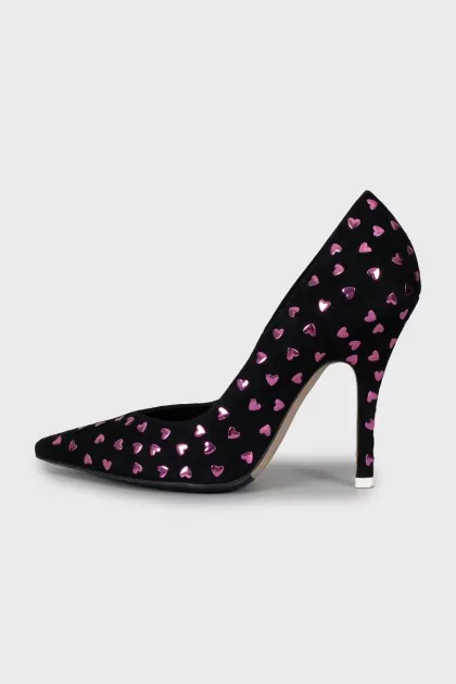Suede shoes decorated with hearts