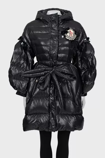 Quilted down jacket with hood and belt