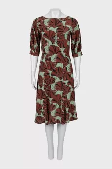 Fitted dress with print