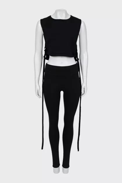 Wool top with ties