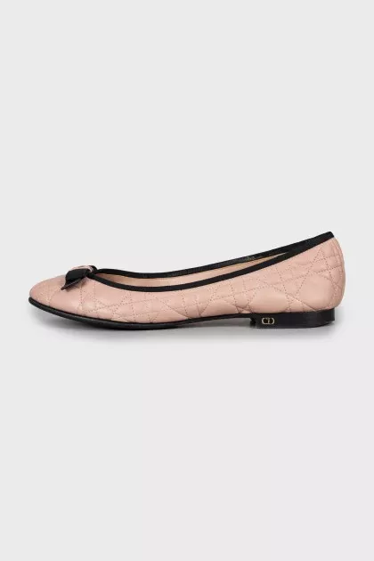 Leather ballet flats with bow