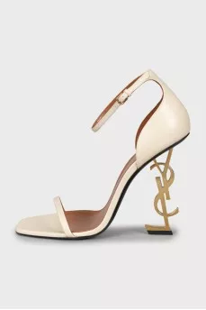 Beige sandals Opyum