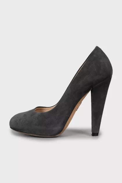 Suede wedge heel shoes