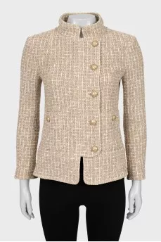 Fitted jacket with massive buttons