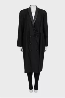 Silk coat with leather collar