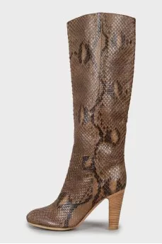 Snakeskin boots with heels