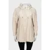 Loose windbreaker with golden zipper