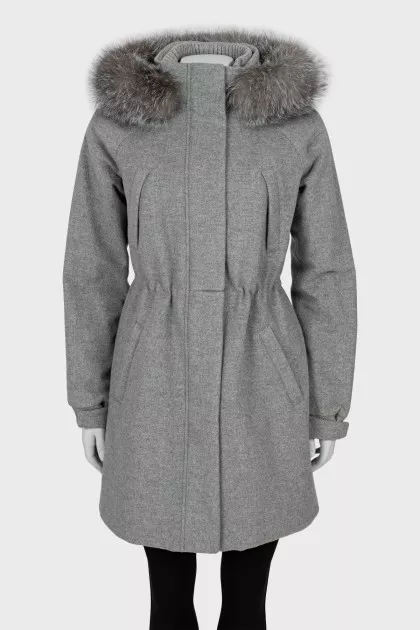 Fitted parka with fur