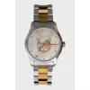 Wristwatch with gold pattern