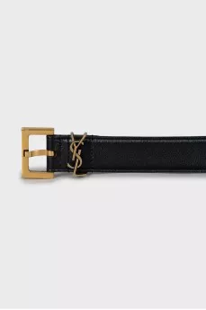 Leather belt with gold logo