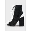 Lace ankle boots with laces