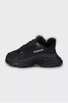 Утепленные кроссовки Triple S