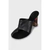 Leather heeled sandals with print