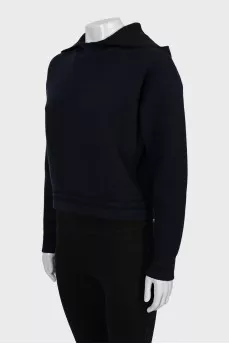 Cashmere sweater with hood