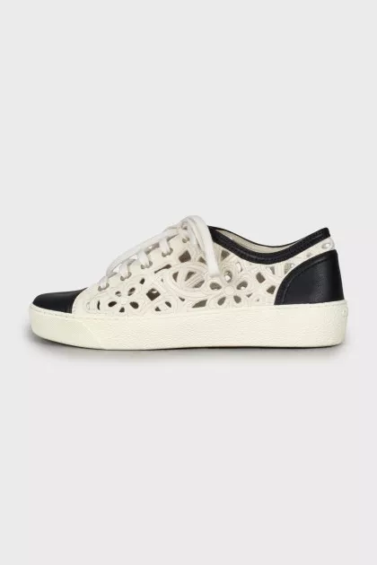 Sneakers with perforated leather