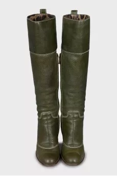 Leather boots with contrasting seams
