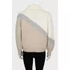 Knitted sweater in a combination of colors