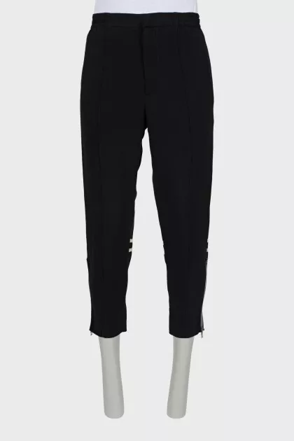 Men's trousers with stitched creases