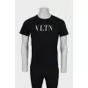 Men's Fitted T-Shirt with Text Print