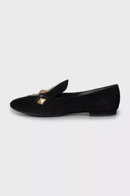 Suede shoes with decor
