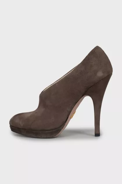 Brown suede ankle boots