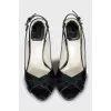 Patent leather sandals with wooden heels