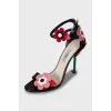Leather sandals with floral decor
