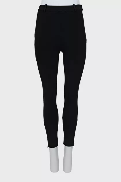Slim fit trousers with a high waist