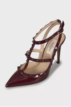 Бордовые босоножки Rockstud