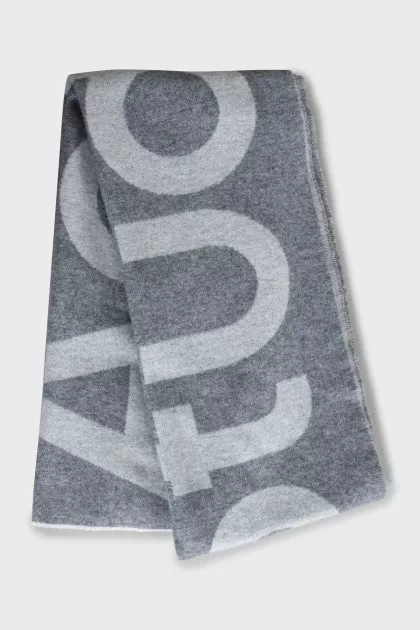Two-tone scarf with text print