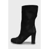 Suede ankle boots with raised seams
