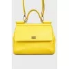 Lemon -colored bag